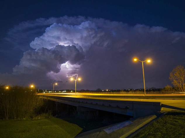 Dallas-thunderhead-cloud_231234